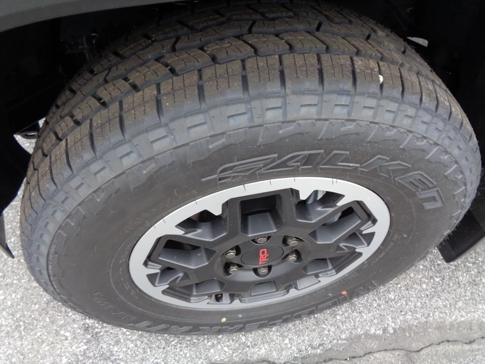 2026 Toyota 4Runner 6th Gen - Image 10 of 21