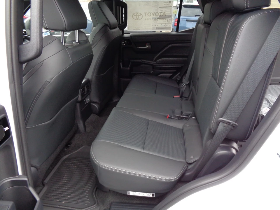2026 Toyota 4Runner 6th Gen - Image 16 of 21
