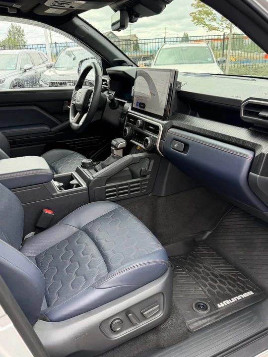 2026 Toyota 4Runner 6th Gen - Image 9 of 20