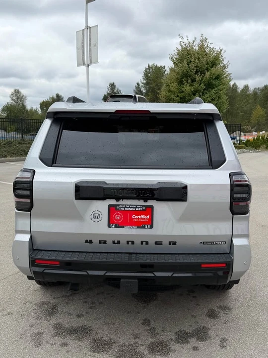 2026 Toyota 4Runner 6th Gen - Image 5 of 20