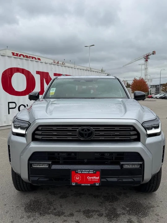 2026 Toyota 4Runner 6th Gen - Image 2 of 20