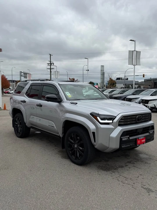 2026 Toyota 4Runner 6th Gen - Image 3 of 20