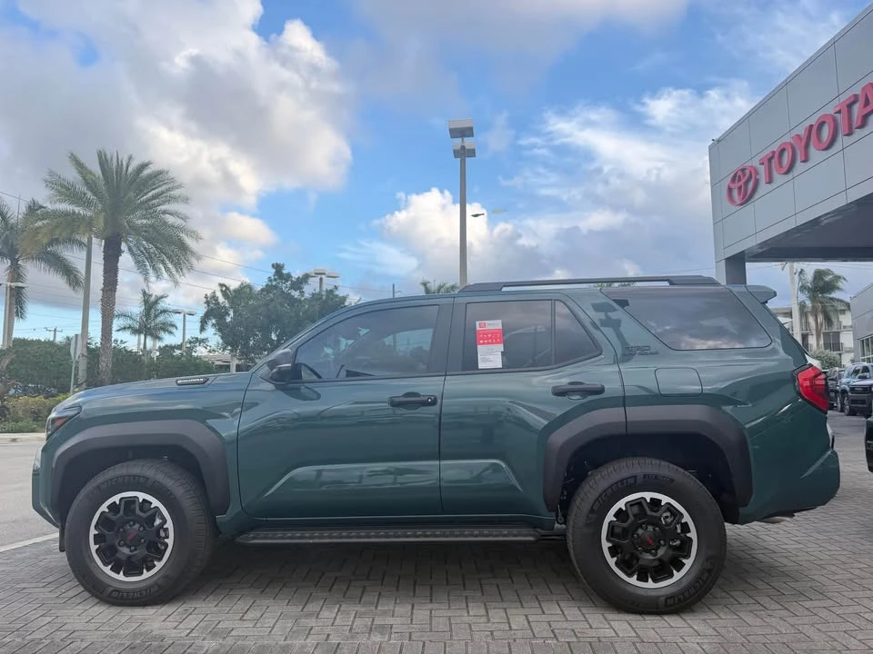 2026 Toyota 4Runner 6th Gen - Image 6 of 8