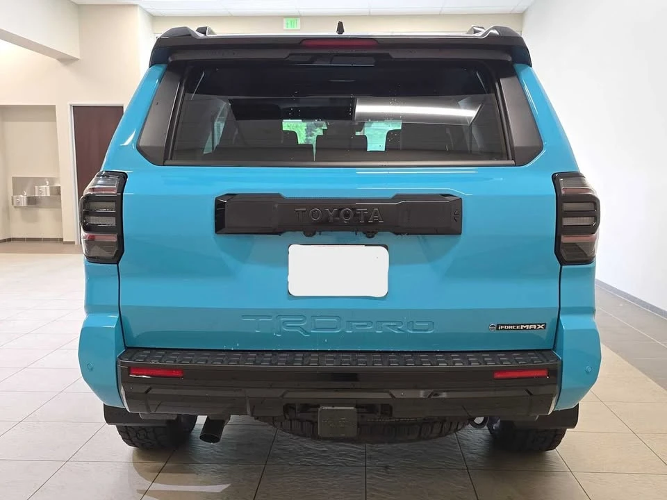 2026 Toyota 4Runner 6th Gen - Image 3 of 20
