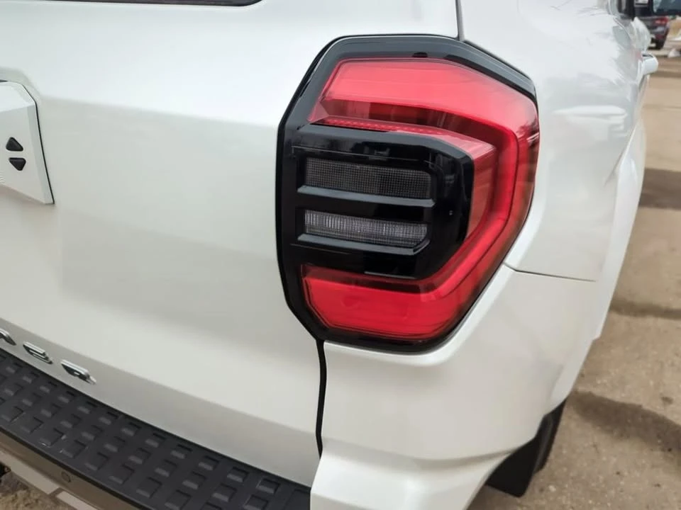 2026 Toyota 4Runner 6th Gen - Image 11 of 20