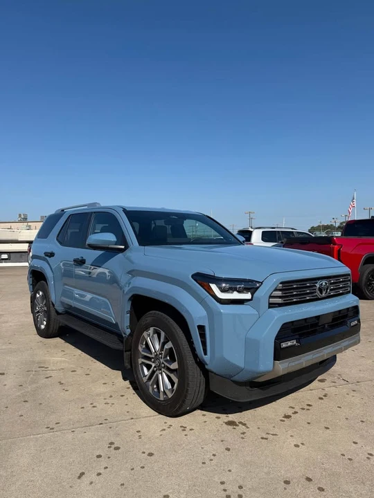 2026 Toyota 4Runner 6th Gen - Image 2 of 7