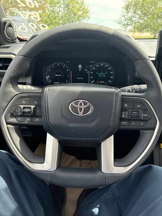 2026 Toyota 4Runner 6th Gen - Image 14 of 17