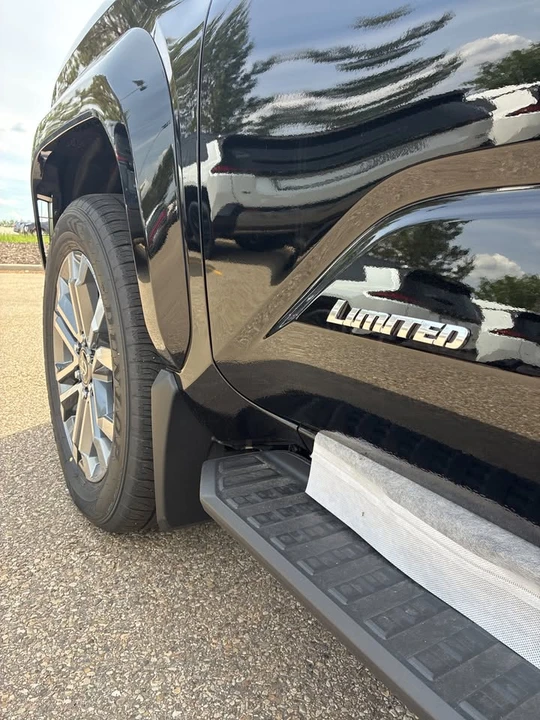 2026 Toyota 4Runner 6th Gen - Image 3 of 17