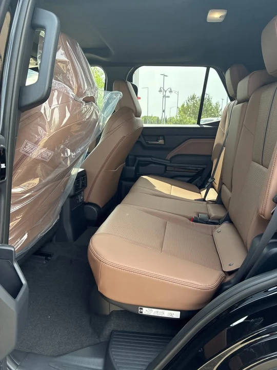 2026 Toyota 4Runner 6th Gen - Image 16 of 17