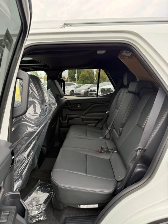 2026 Toyota 4Runner 6th Gen - Image 9 of 19