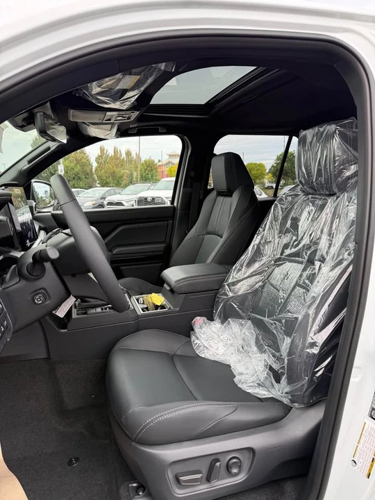 2026 Toyota 4Runner 6th Gen - Image 8 of 19