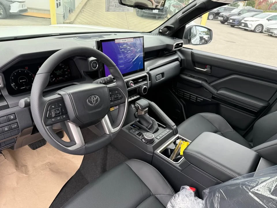 2026 Toyota 4Runner 6th Gen - Image 16 of 19