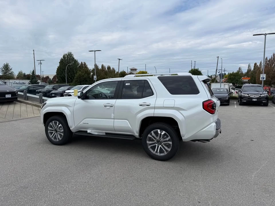 2026 Toyota 4Runner 6th Gen - Image 6 of 19