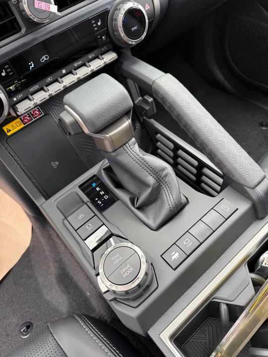 2026 Toyota 4Runner 6th Gen - Image 12 of 19