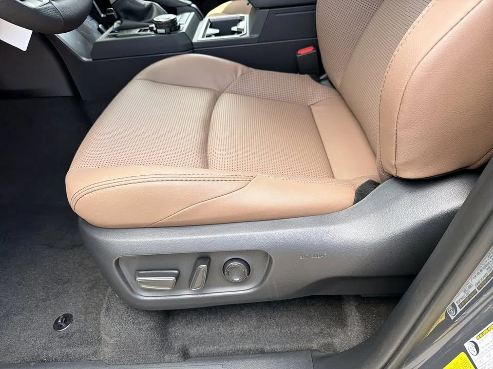 2026 Toyota 4Runner 6th Gen - Image 10 of 20