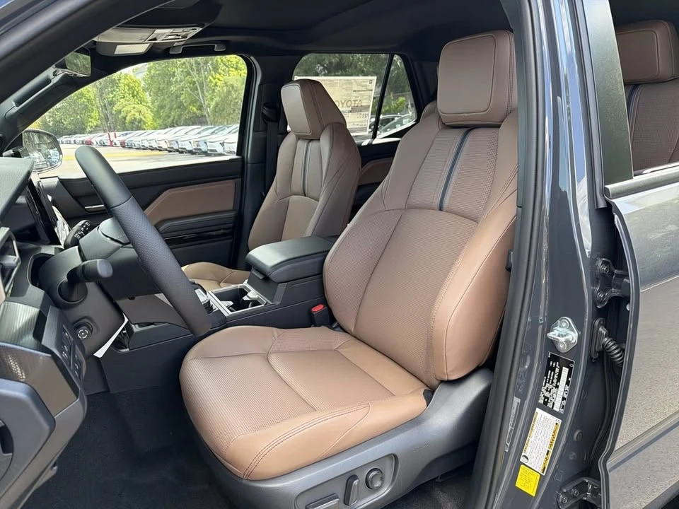 2026 Toyota 4Runner 6th Gen - Image 12 of 20