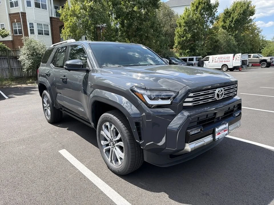 2026 Toyota 4Runner 6th Gen - Image 3 of 20