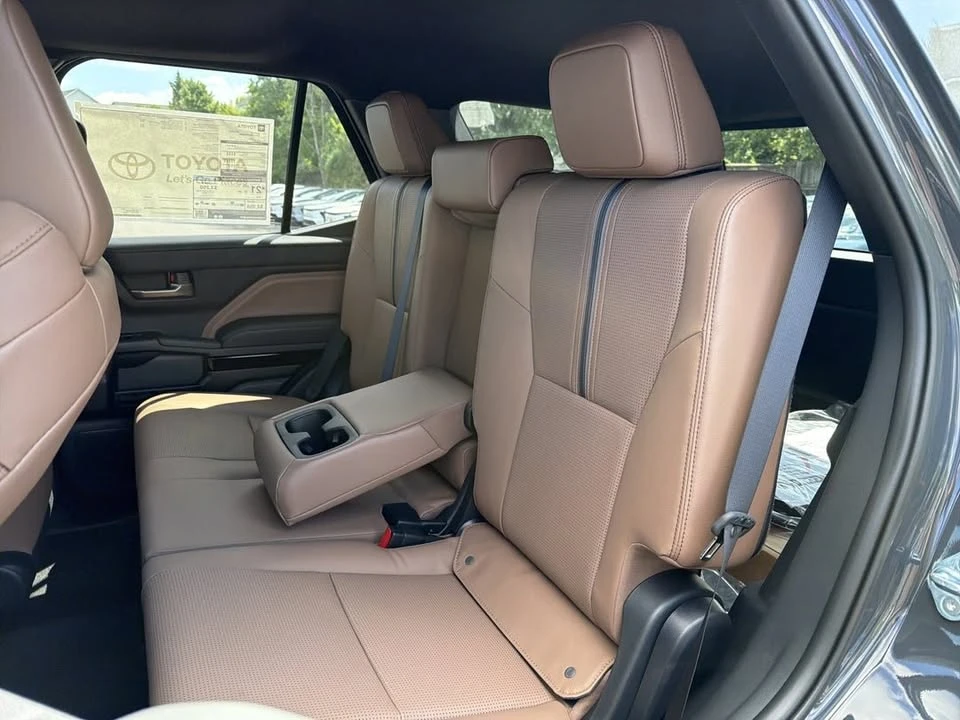 2026 Toyota 4Runner 6th Gen - Image 13 of 20