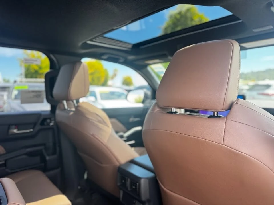 2026 Toyota 4Runner 6th Gen - Image 6 of 12