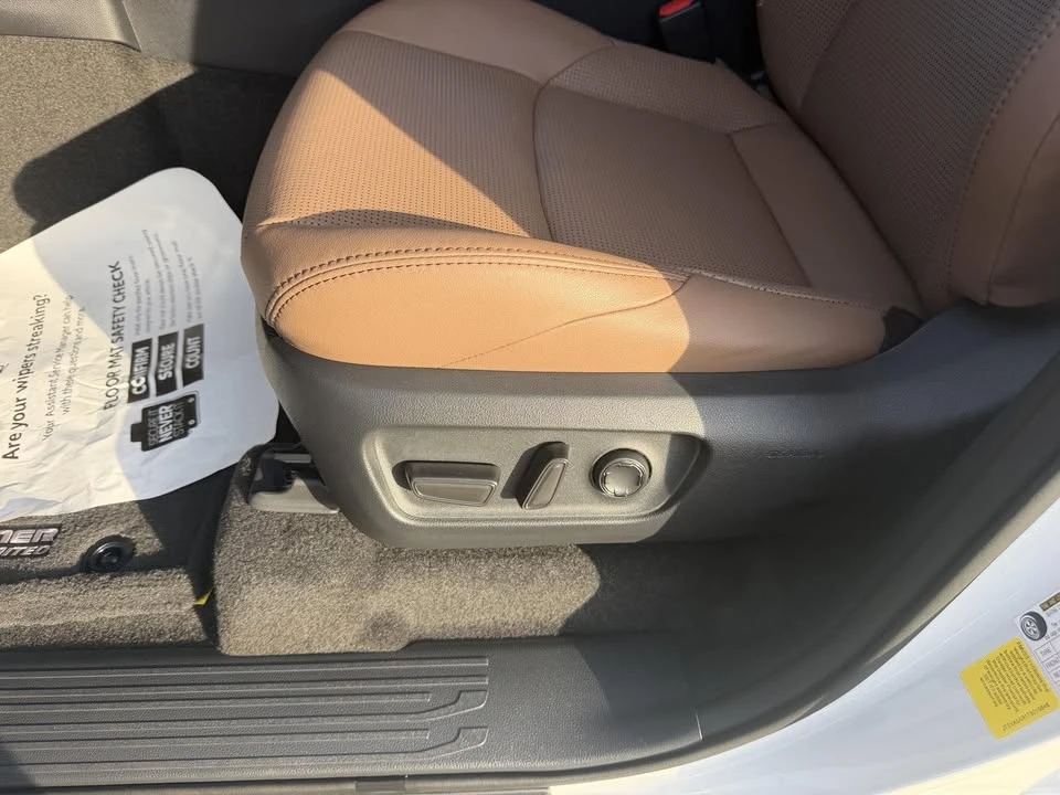 2026 Toyota 4Runner 6th Gen - Image 11 of 20