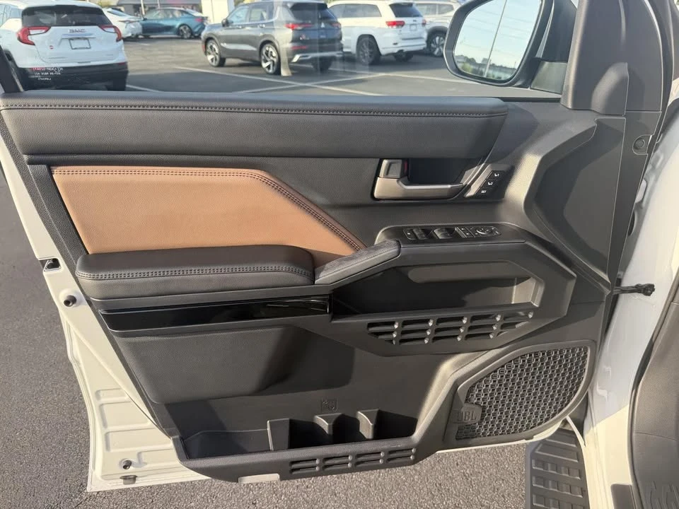 2026 Toyota 4Runner 6th Gen - Image 10 of 20
