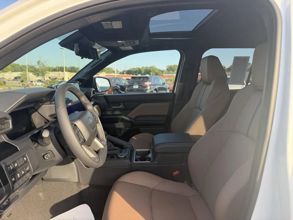 2026 Toyota 4Runner 6th Gen - Image 12 of 20