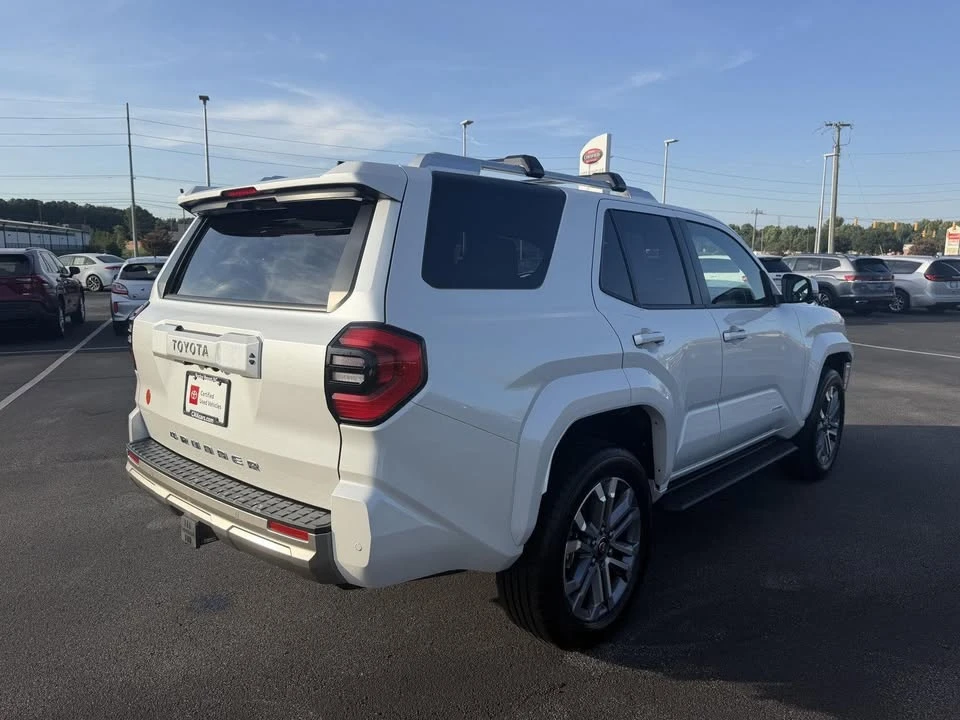 2026 Toyota 4Runner 6th Gen - Image 5 of 20