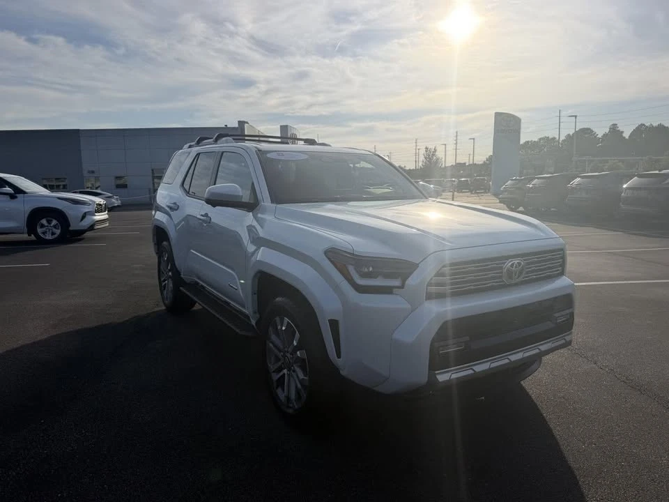 2026 Toyota 4Runner 6th Gen - Image 3 of 20