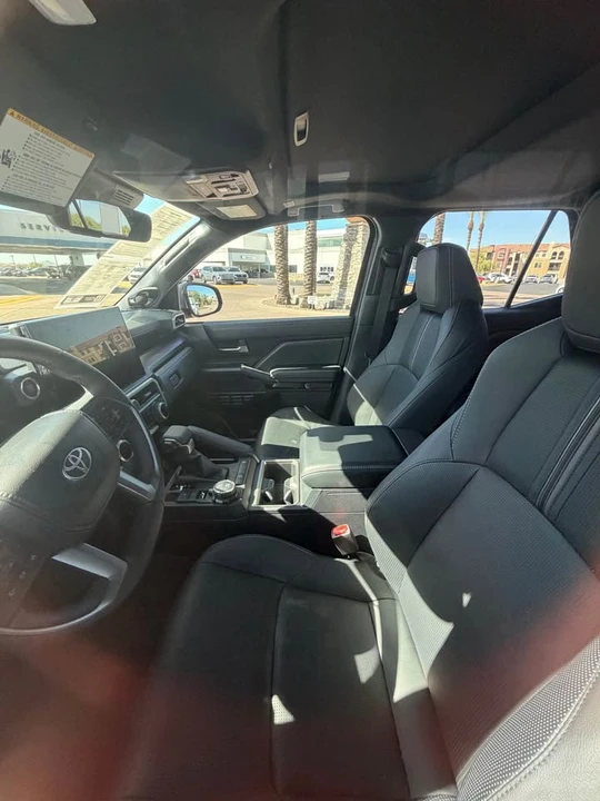 2026 Toyota 4Runner 6th Gen - Image 4 of 7