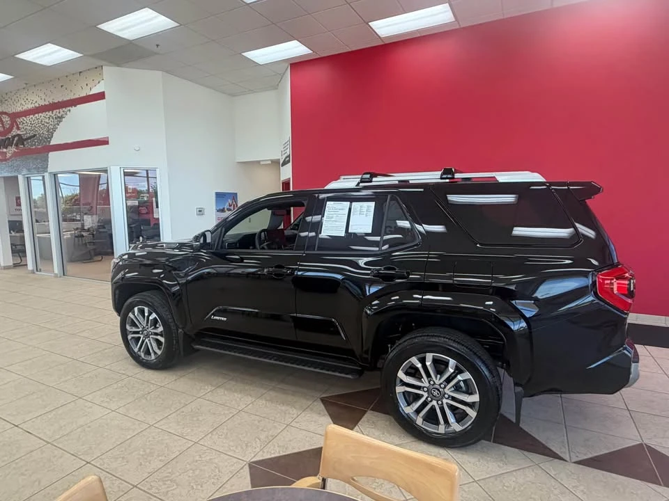 2026 Toyota 4Runner 6th Gen - Image 4 of 4