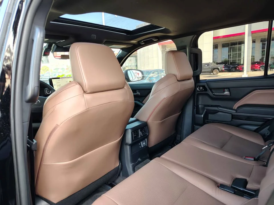 2026 Toyota 4Runner 6th Gen - Image 4 of 21