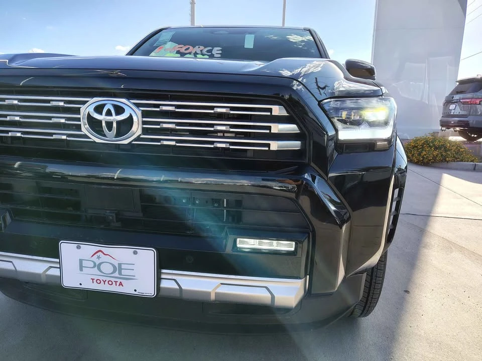 2026 Toyota 4Runner 6th Gen - Image 18 of 21