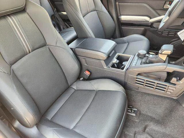 2026 Toyota 4Runner 6th Gen - Image 7 of 11