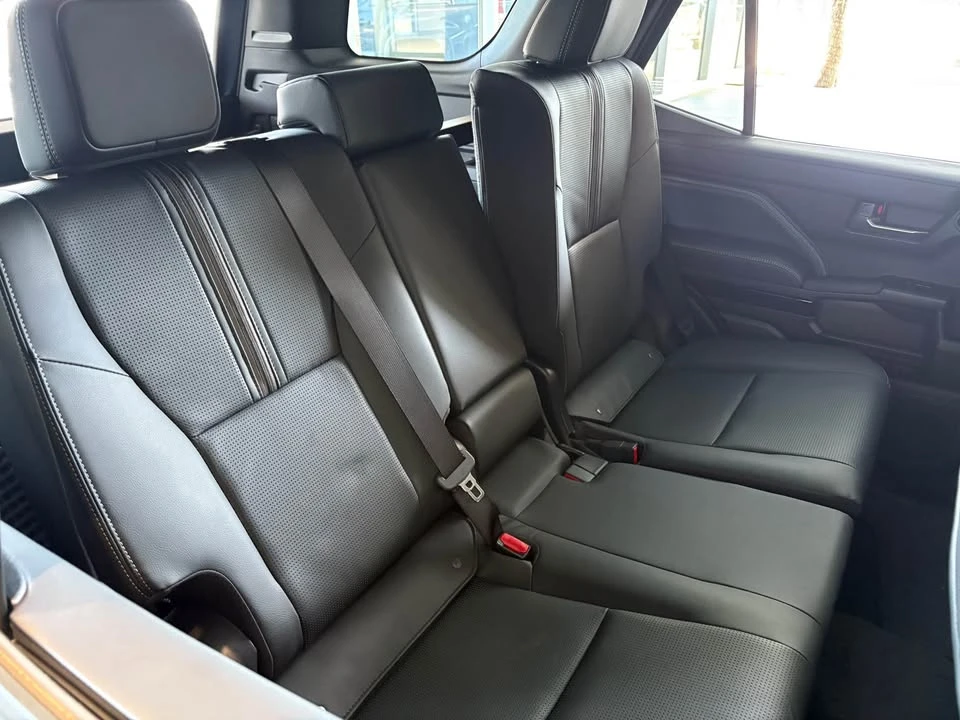 2026 Toyota 4Runner 6th Gen - Image 7 of 8