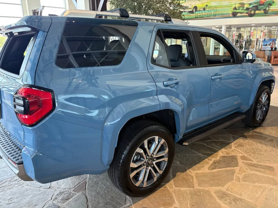 2026 Toyota 4Runner 6th Gen - Image 3 of 8