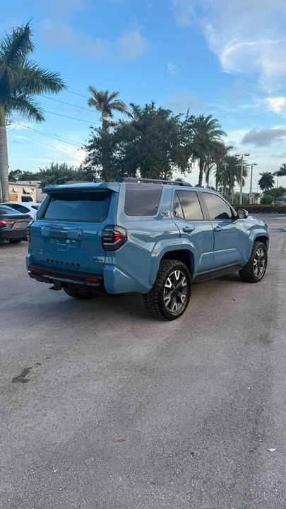 2026 Toyota 4Runner 6th Gen - Image 3 of 5