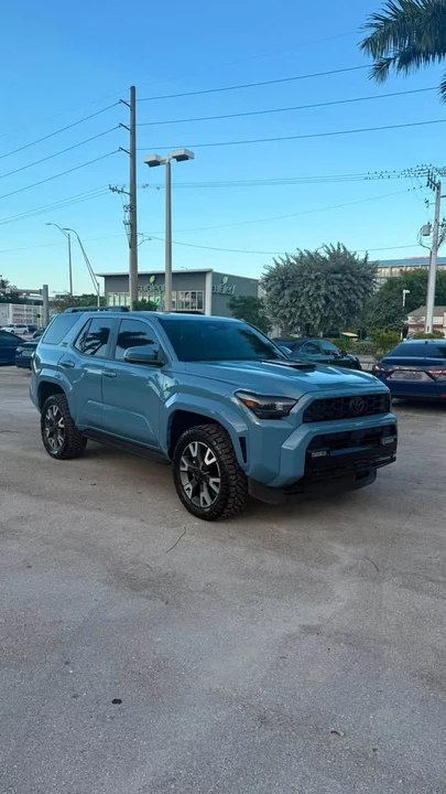 2026 Toyota 4Runner 6th Gen - Image 2 of 5