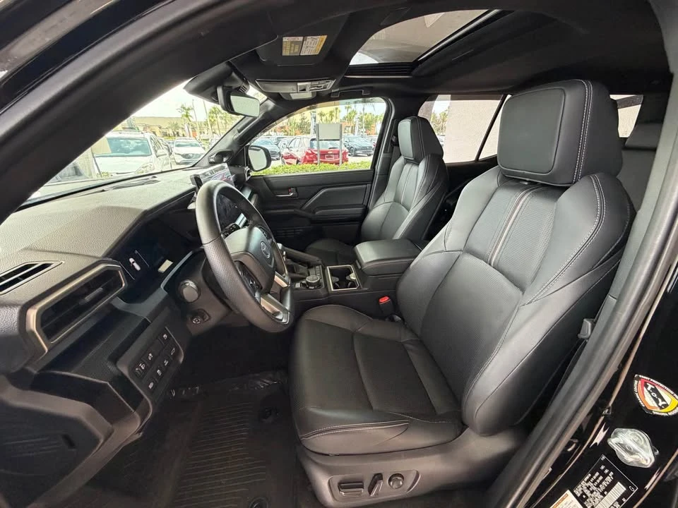 2026 Toyota 4Runner 6th Gen - Image 7 of 10