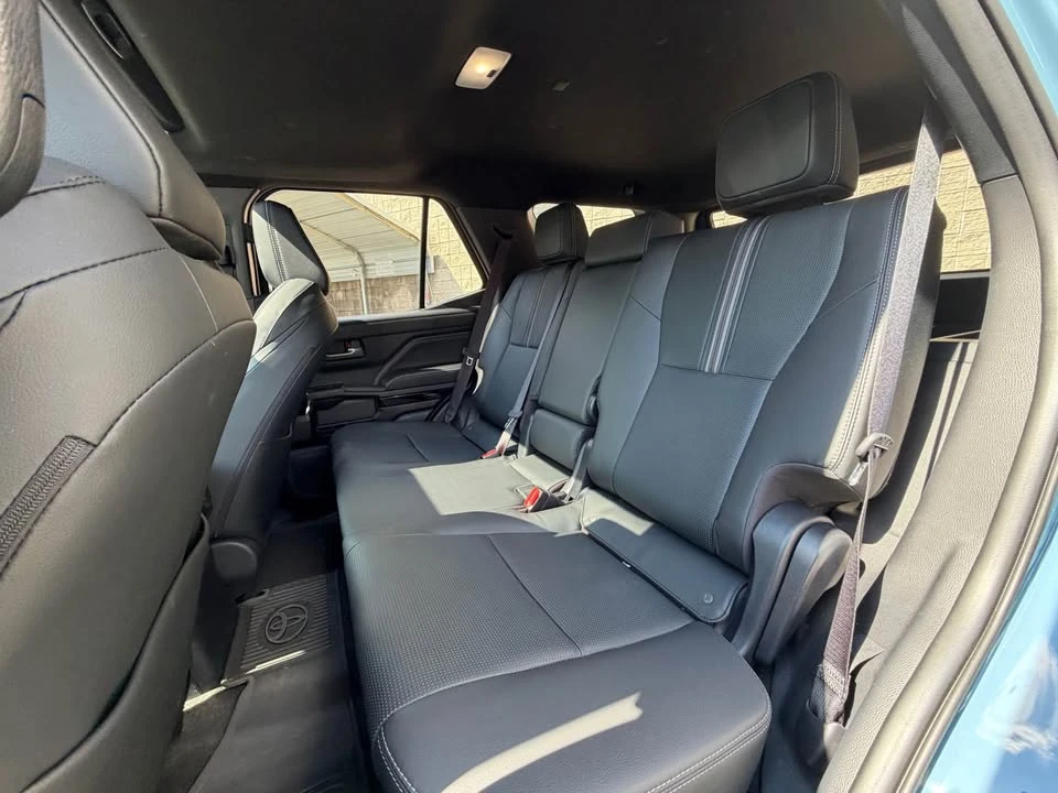 2026 Toyota 4Runner 6th Gen - Image 5 of 12