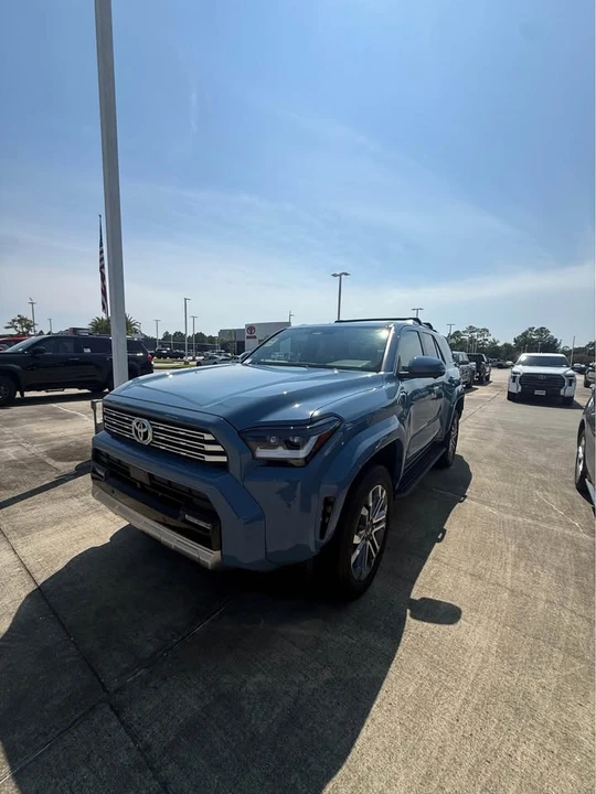 2026 Toyota 4Runner 6th Gen - Image 3 of 9