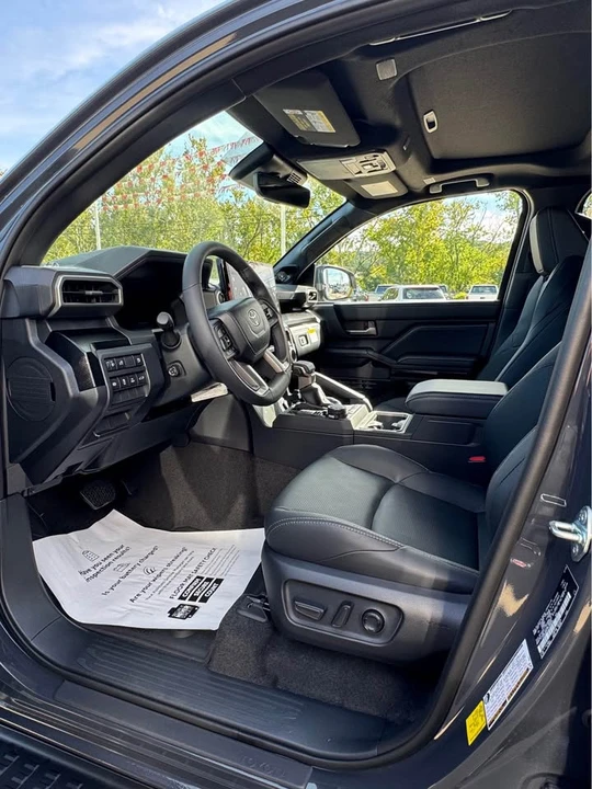 2026 Toyota 4Runner 6th Gen - Image 3 of 6