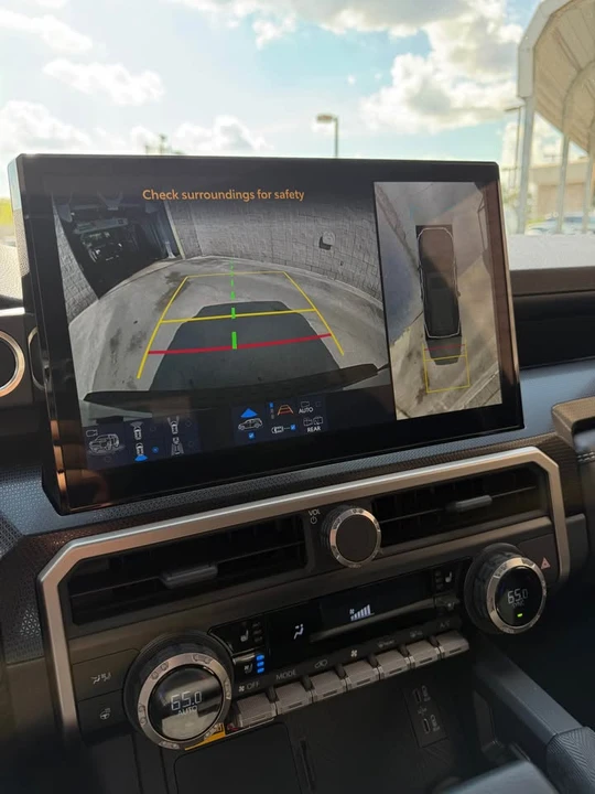 2026 Toyota 4Runner 6th Gen - Image 9 of 12