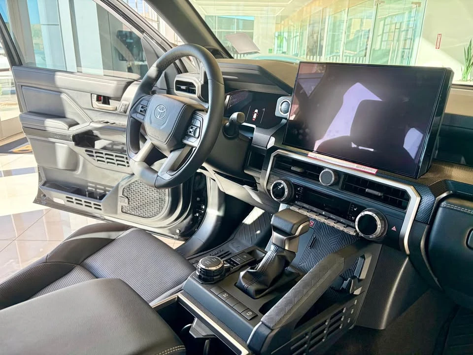 2026 Toyota 4Runner 6th Gen - Image 7 of 9