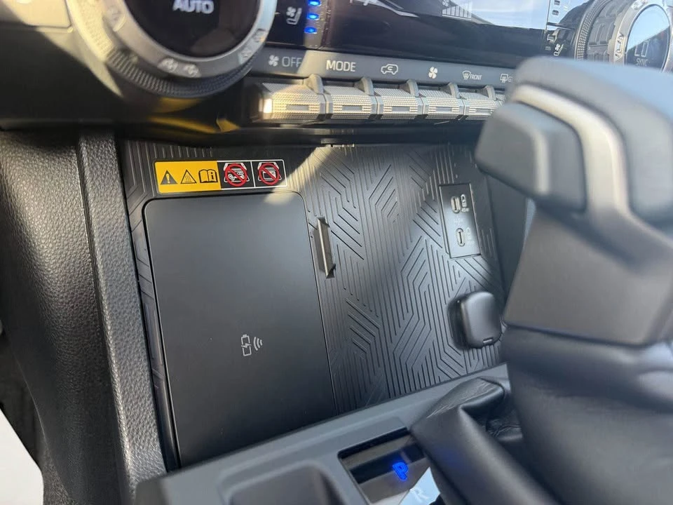 2026 Toyota 4Runner 6th Gen - Image 17 of 20