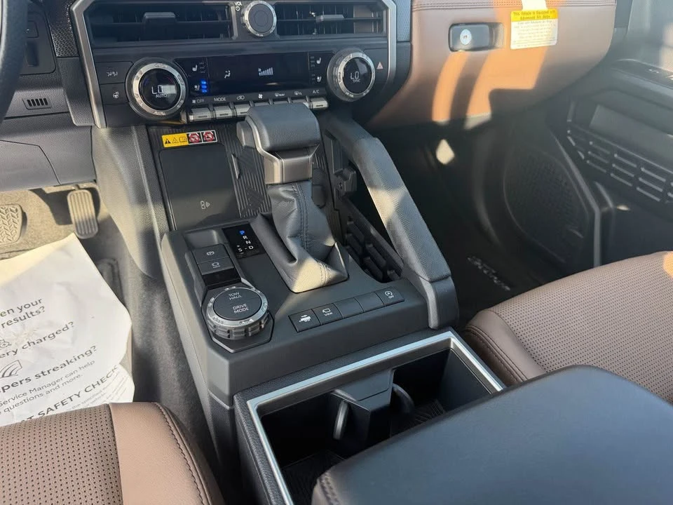 2026 Toyota 4Runner 6th Gen - Image 18 of 20