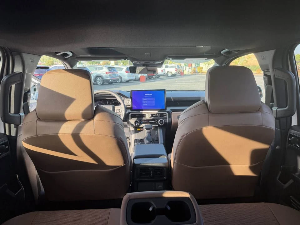 2026 Toyota 4Runner 6th Gen - Image 15 of 20