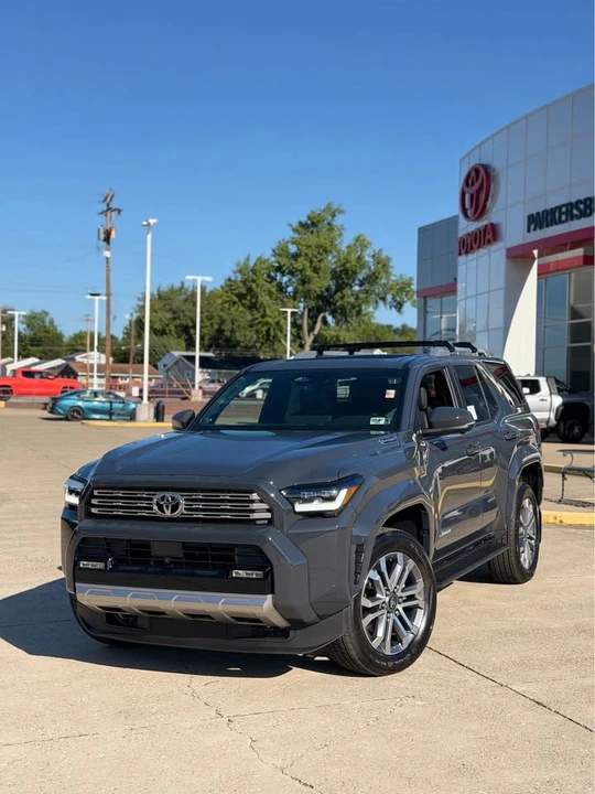 2026 Toyota 4Runner 6th Gen - Image 2 of 7