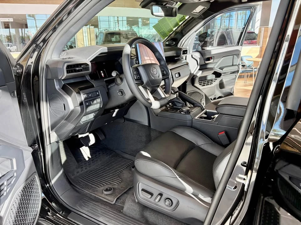 2026 Toyota 4Runner 6th Gen - Image 5 of 9