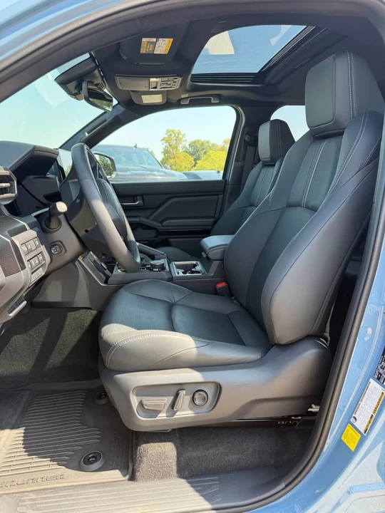 2026 Toyota 4Runner 6th Gen - Image 3 of 9