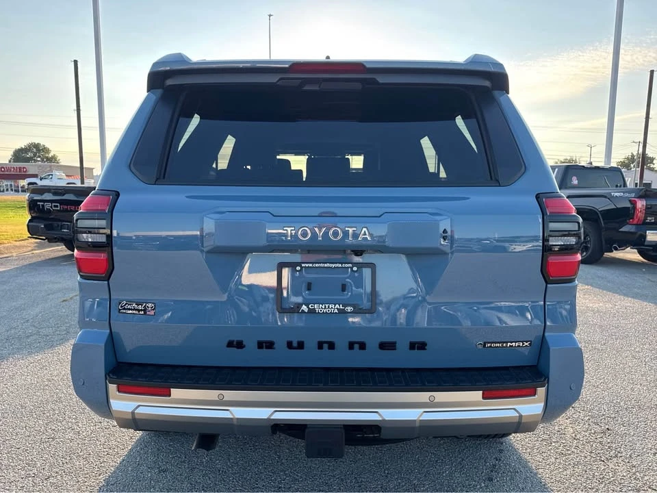 2026 Toyota 4Runner 6th Gen - Image 6 of 13